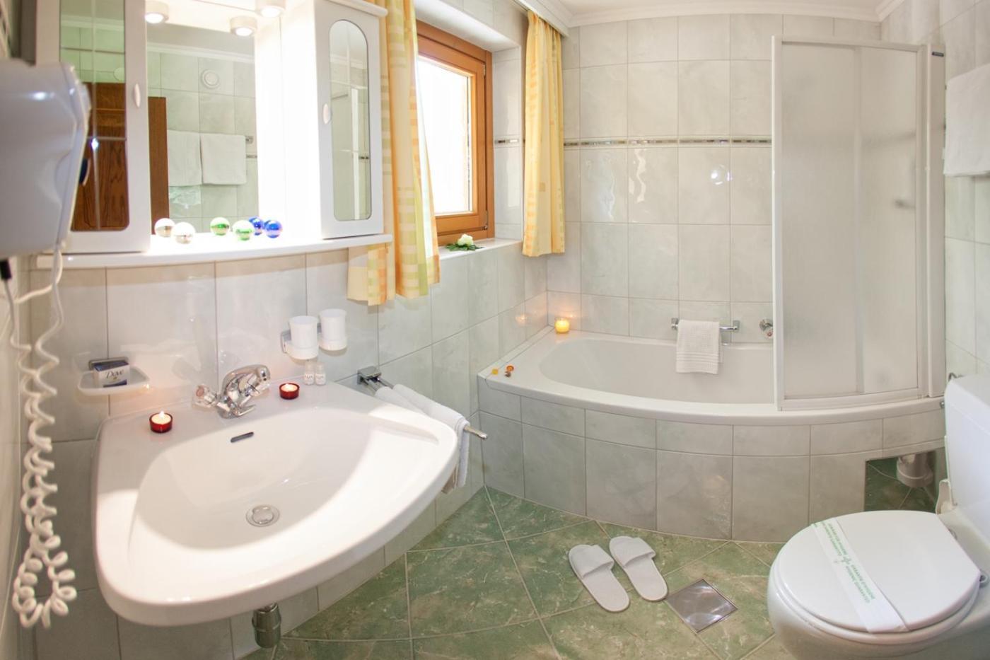 Zeitlos Apartments Gerlos Rom bilde